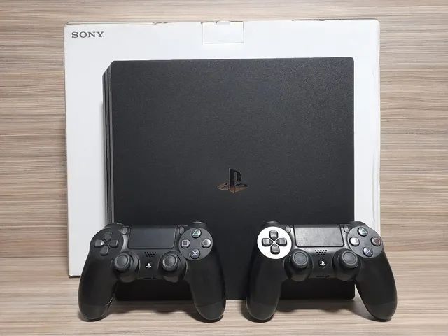 Playstation 4 Pro - São José dos Pinhais, Paraná