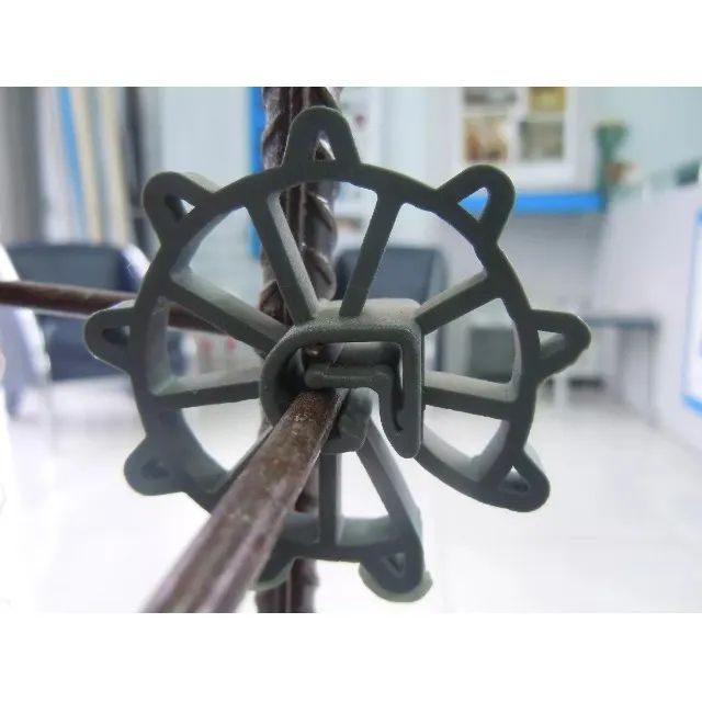 Espaçador Plástico Ferragem Roseta e Cadeirinha Concreto 1000 unidades 2,5 Ou 3cm - Foto 2