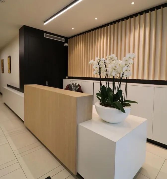 Balcão sob medida - Sala de espera e recepção  - Foto 4