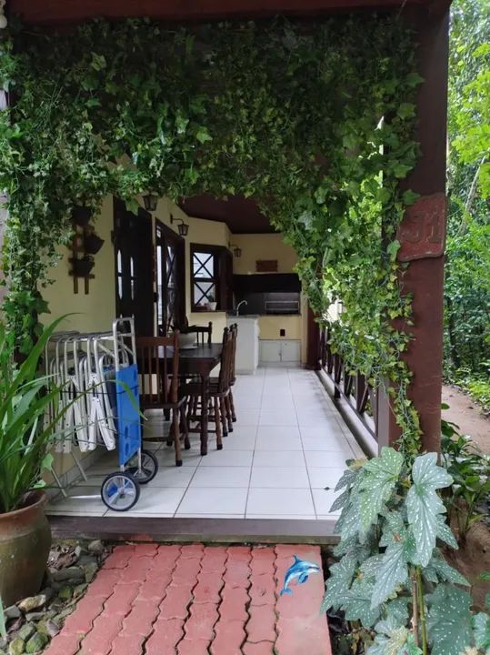 MARESIAS - Casa em condomínio a 50 metros da praia 