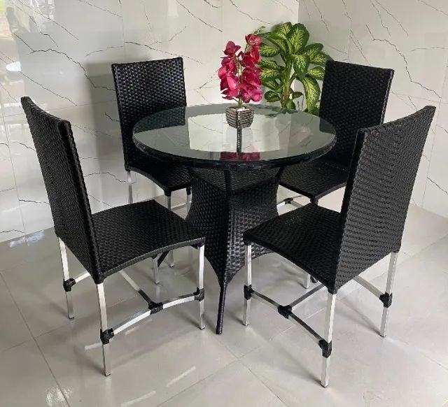 Mesa com 04 cadeiras, Frete Grátis!!!