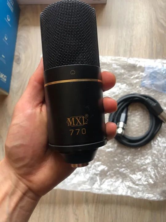 Microfone Condensador MXL 770