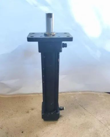 Pistão hidráulico curso 450mmX31mm diâmetro