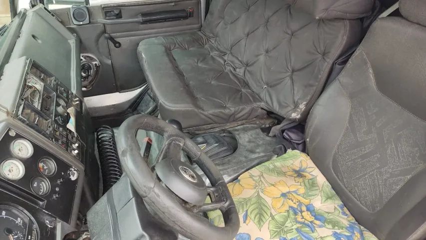 ford/2422 t, ano 2004/2004, com bau - Foto 10