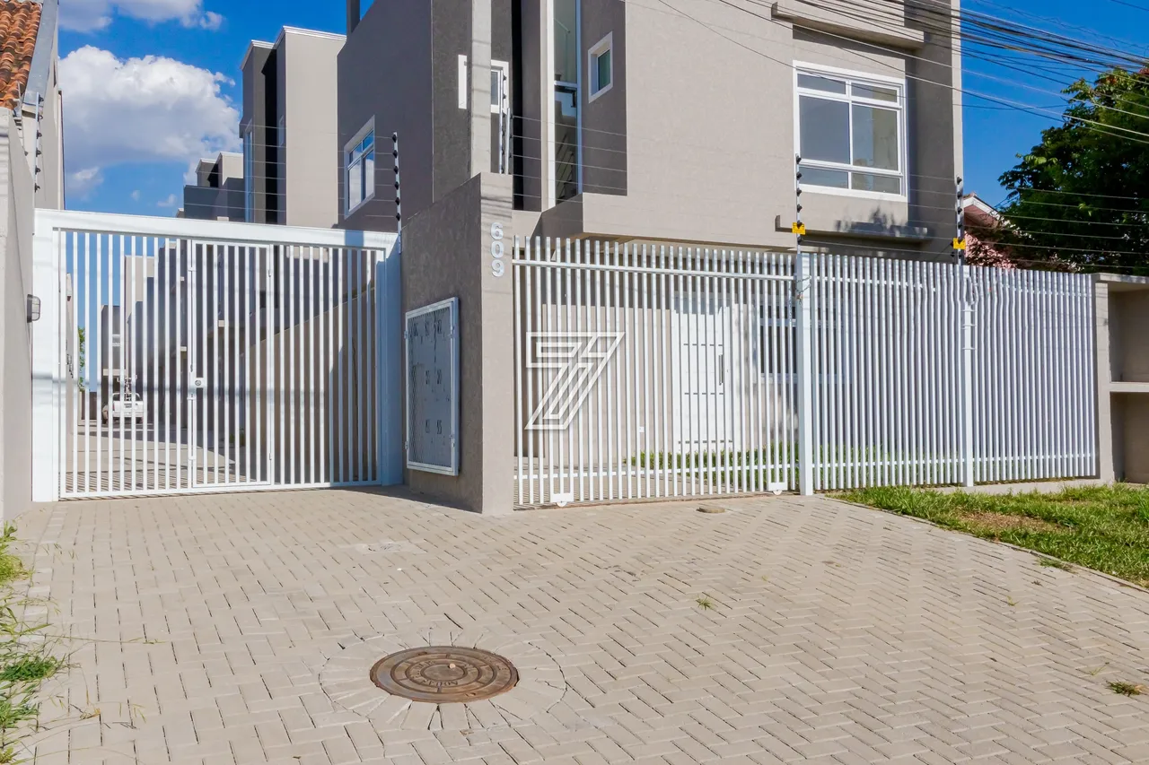 Sobrado em condomínio a venda Portão com 139 m2 com 3 quartos 1 vaga garagem