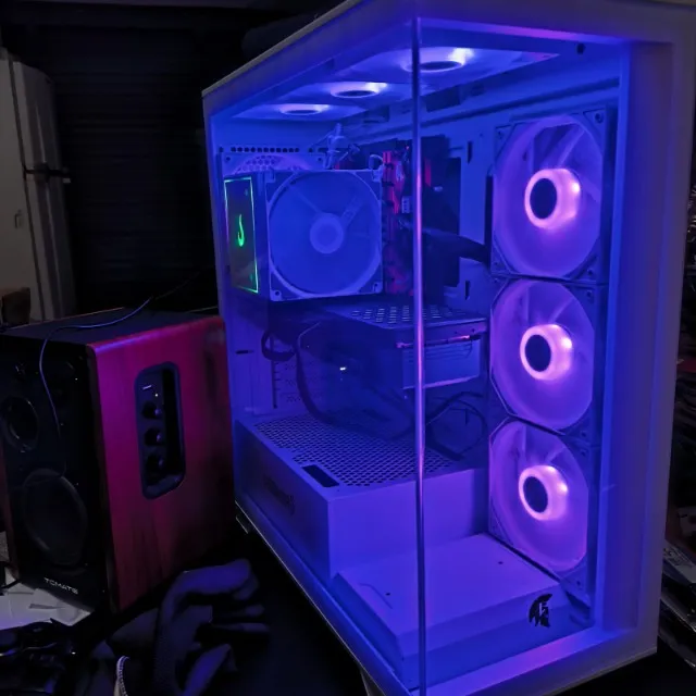 PC (Kit Xeon, 32GB RAM e RTX 3060 TI)