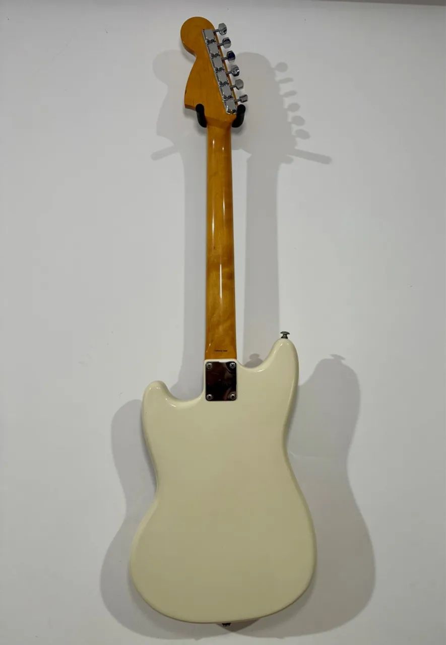Guitarra Fender Mustang Japan Reissue MG65 - Instrumentos