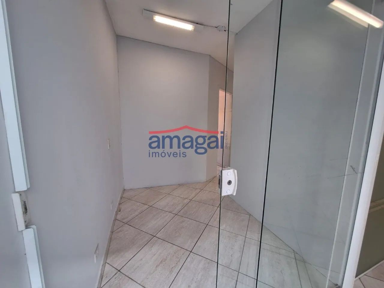 Sala Comercial para locação no Villa Branca em Jacareí SP. - Foto 5