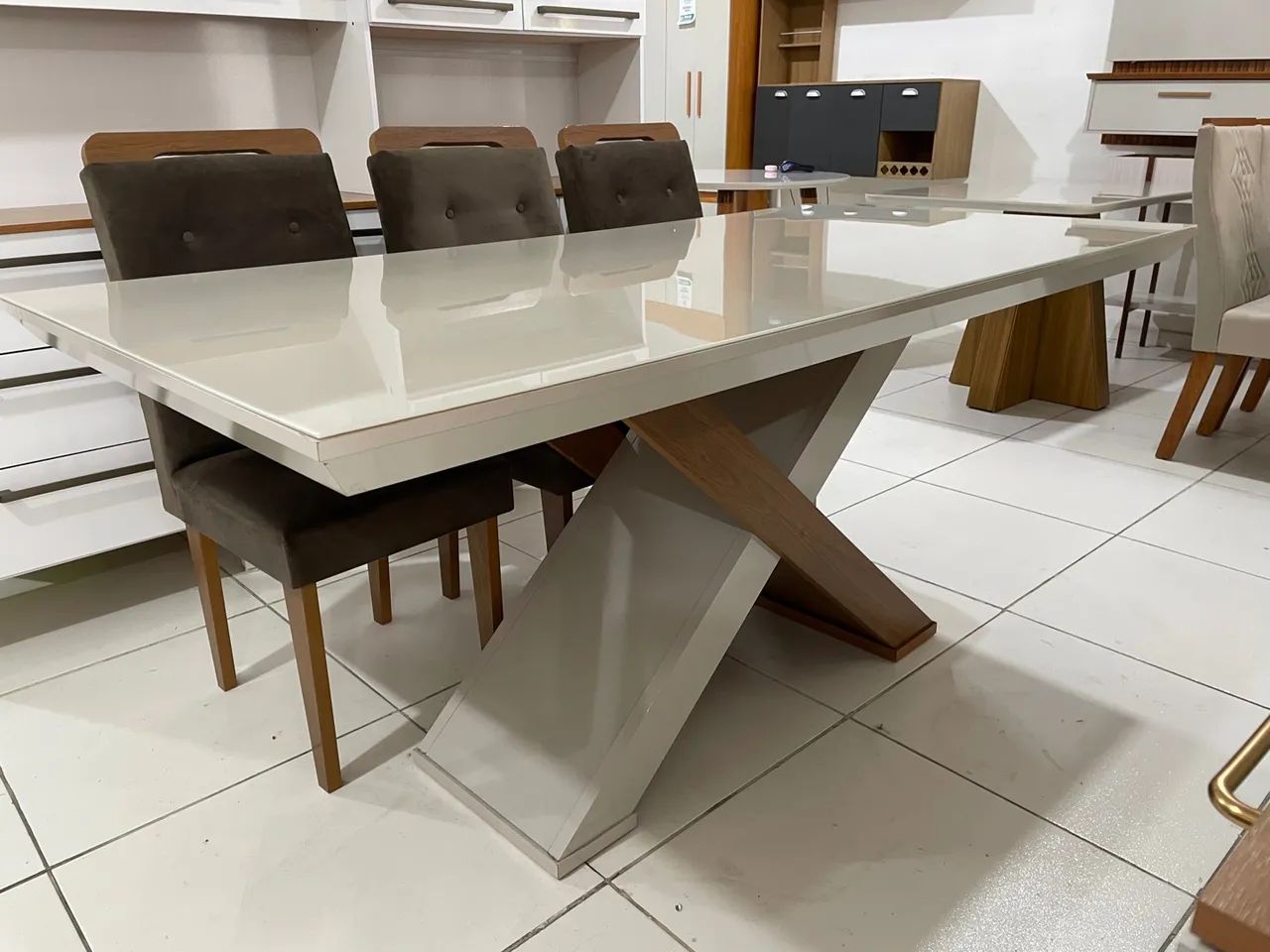  Mesa de Jantar Moderna 6 lugares 