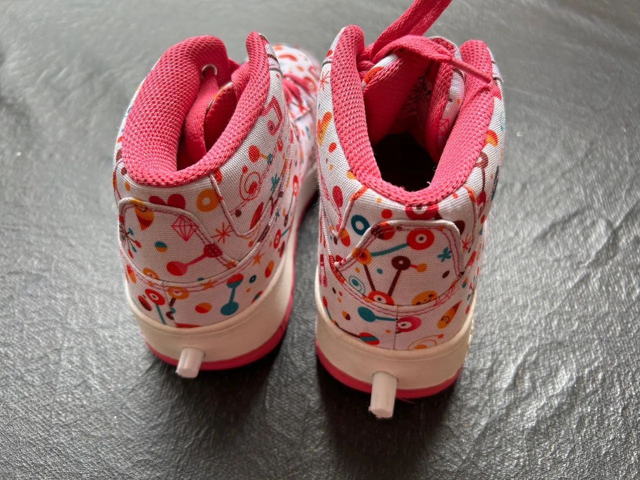 Tênis menina de rodinha tamanho 32