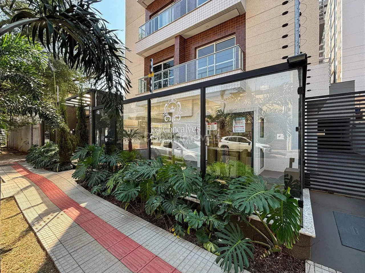 Apartamento Venda no Edifício José Gonçalves Zona 07, Maringá