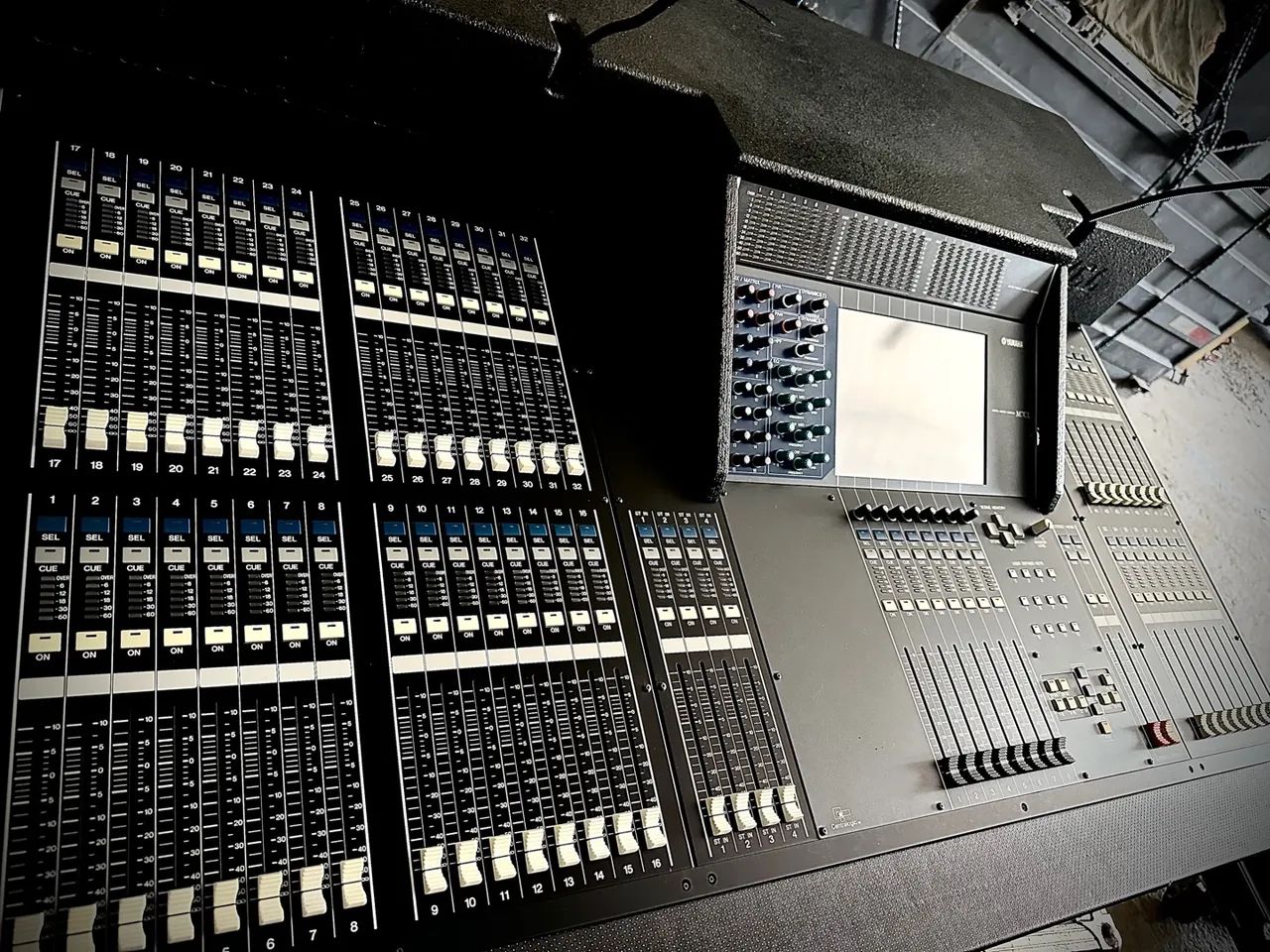 Yamaha M7CL ZERO!!! Com case e meter bridge. - Foto 2