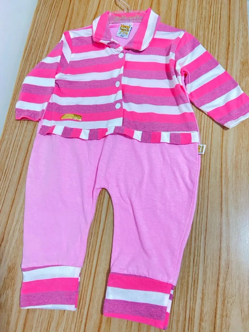 Lote de três macacões bebê menina  - Foto 3