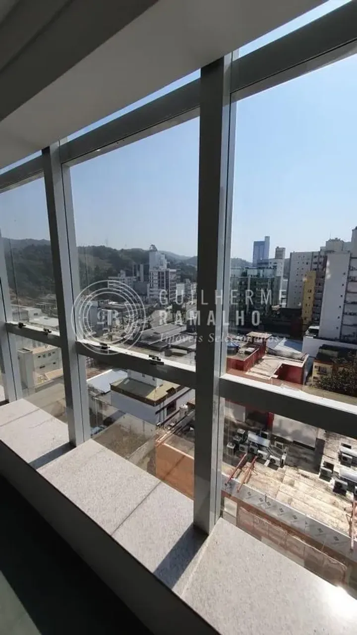 Sala comercial com 43m² à venda no Galli Center Tower em Balneário Camboriú