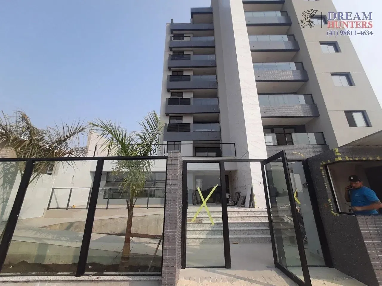 Apartamento de 48.0m² no bairro Capão Raso, com 2 quartos, 1 banheiro e 1 vaga de garagem