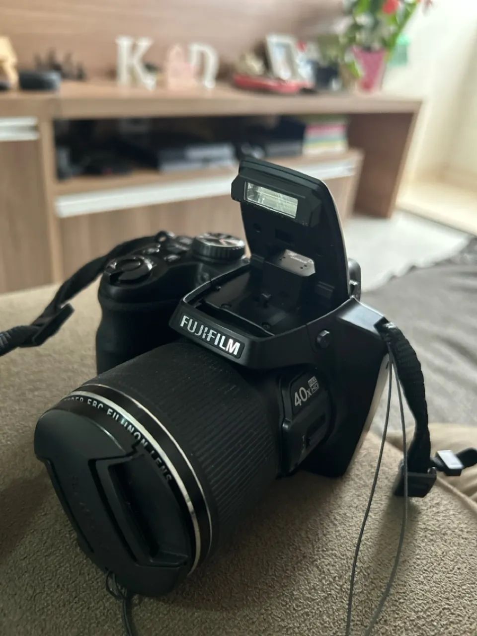 Câmera Fujifilm FinePix S8200 - Zoom Óptico 40x | Full HD | Excelente Estado!