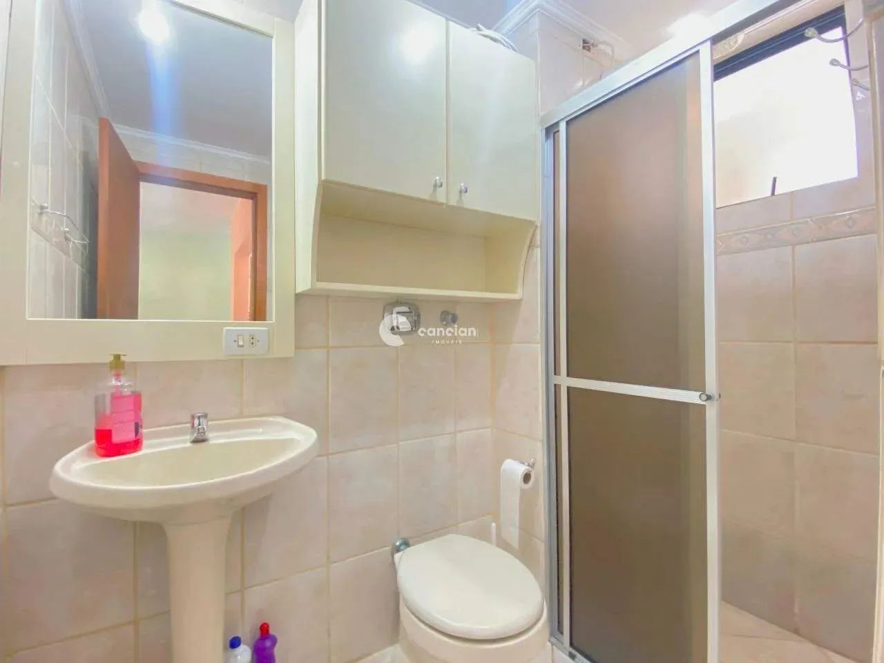 No Centro de Santa Maria - amplo apartamento de 01 dormitório com sacada e churrasqueira e - Foto 10