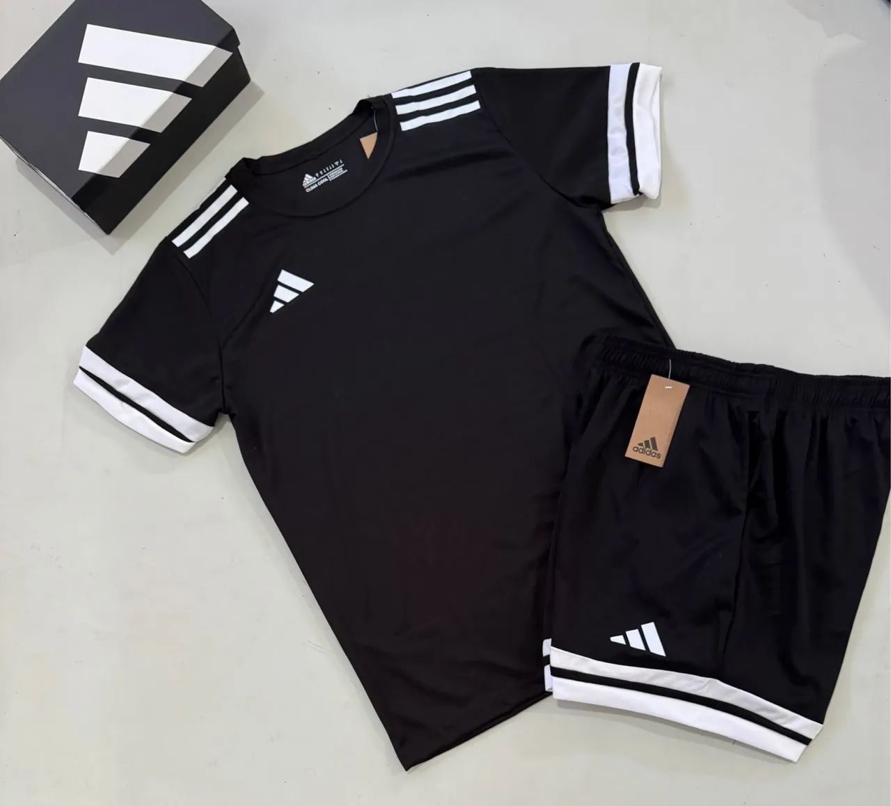 Conjunto dryfit adidas tech