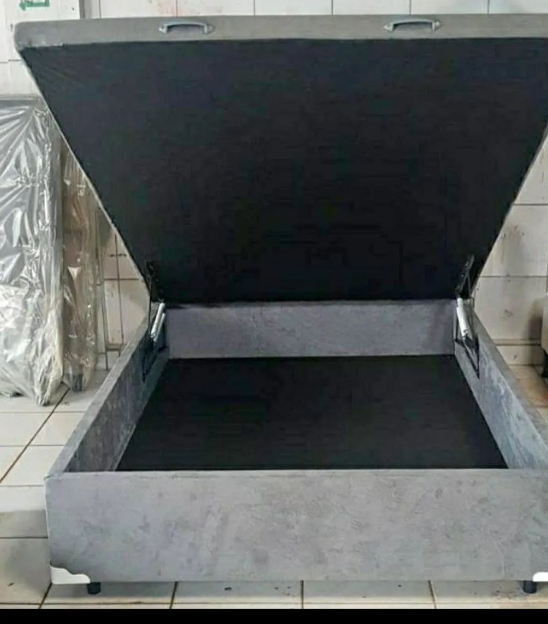 Cama Box com Baú - Conforto e Organização