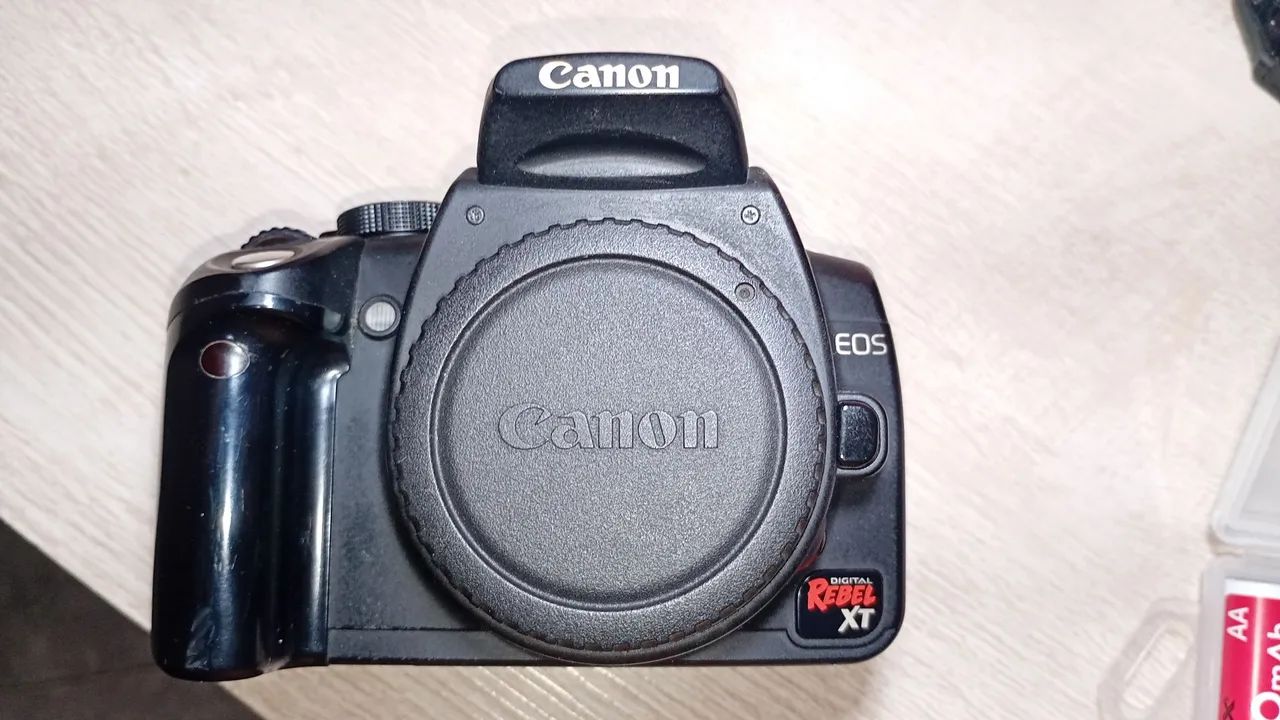 Canon XT Camera64520774544897125