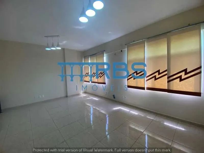 Duas salas comerciais em uma. À venda