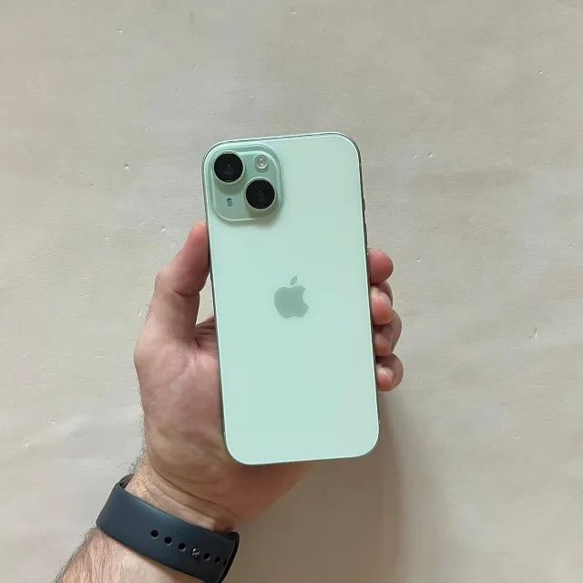 iPhone 15 128GB (Verde)