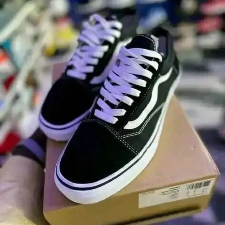 Tênis Vans Old Skool Preto e Branco
