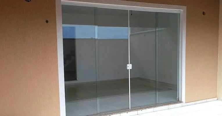 Janelas box , portas e sacadas em vidro temperado  - Foto 3