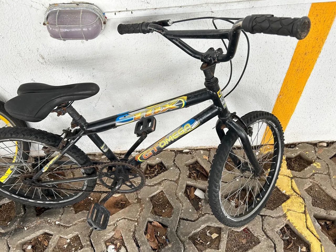 Bicicleta BMX GT Omega