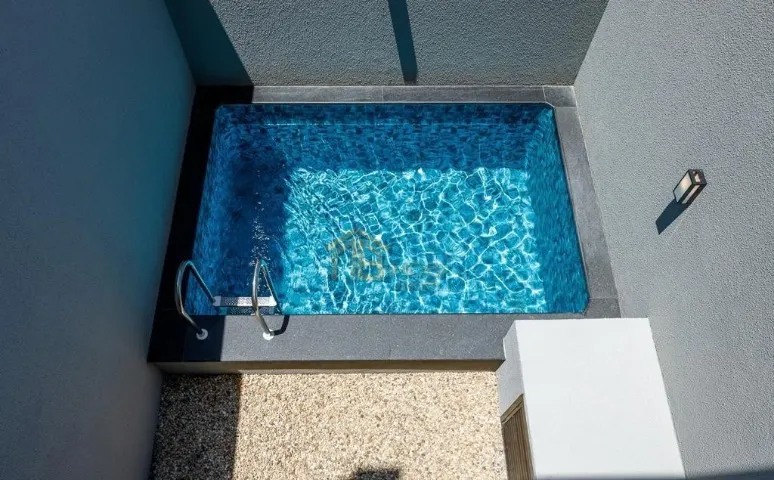 Aluguel Anual Bombinhas Casa Triplex 3 Suítes Piscina Jacuzzi Praia do Canto Grande