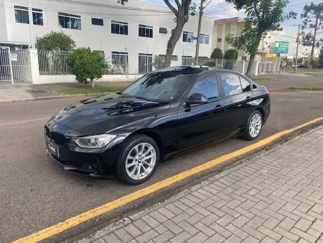 Bmw 328 só 80.000 km ano 2014 muito bem cuidada Teto solar