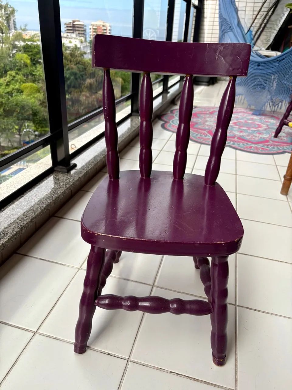 Cadeira infantil vintage roxa