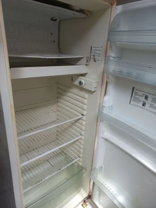 Geladeira Frost Free Usada - Foto 4