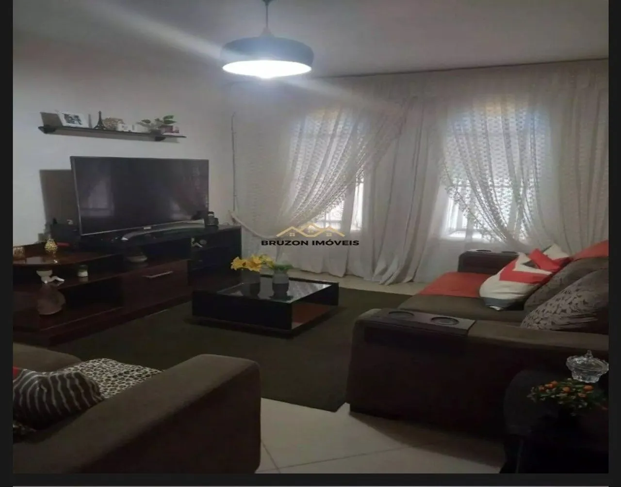 Casa de 3 dormitórios 1 suíte 