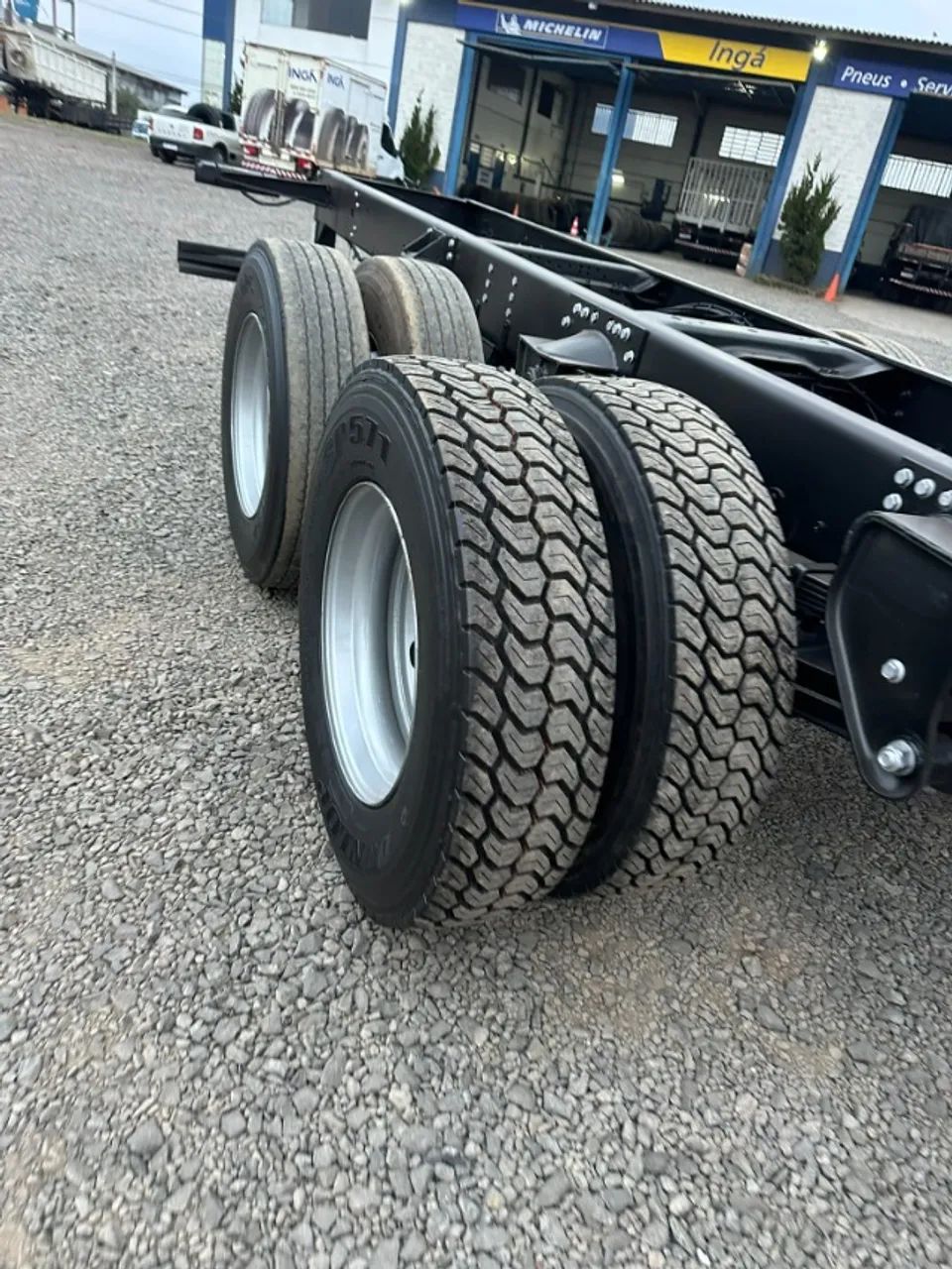 MB 1620 eletrônico ano 2009 leito truck - filé n 24250 2425 vm 260 2422 2428 cargo constel - Foto 7