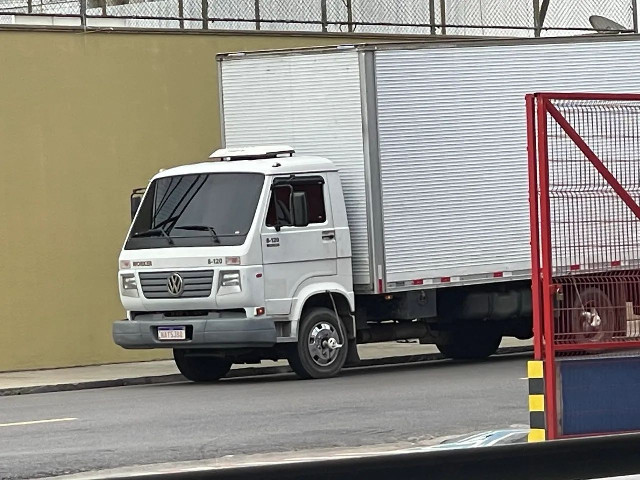 MUDANÇAS E FRETES BOA VISTA X MANAUS 