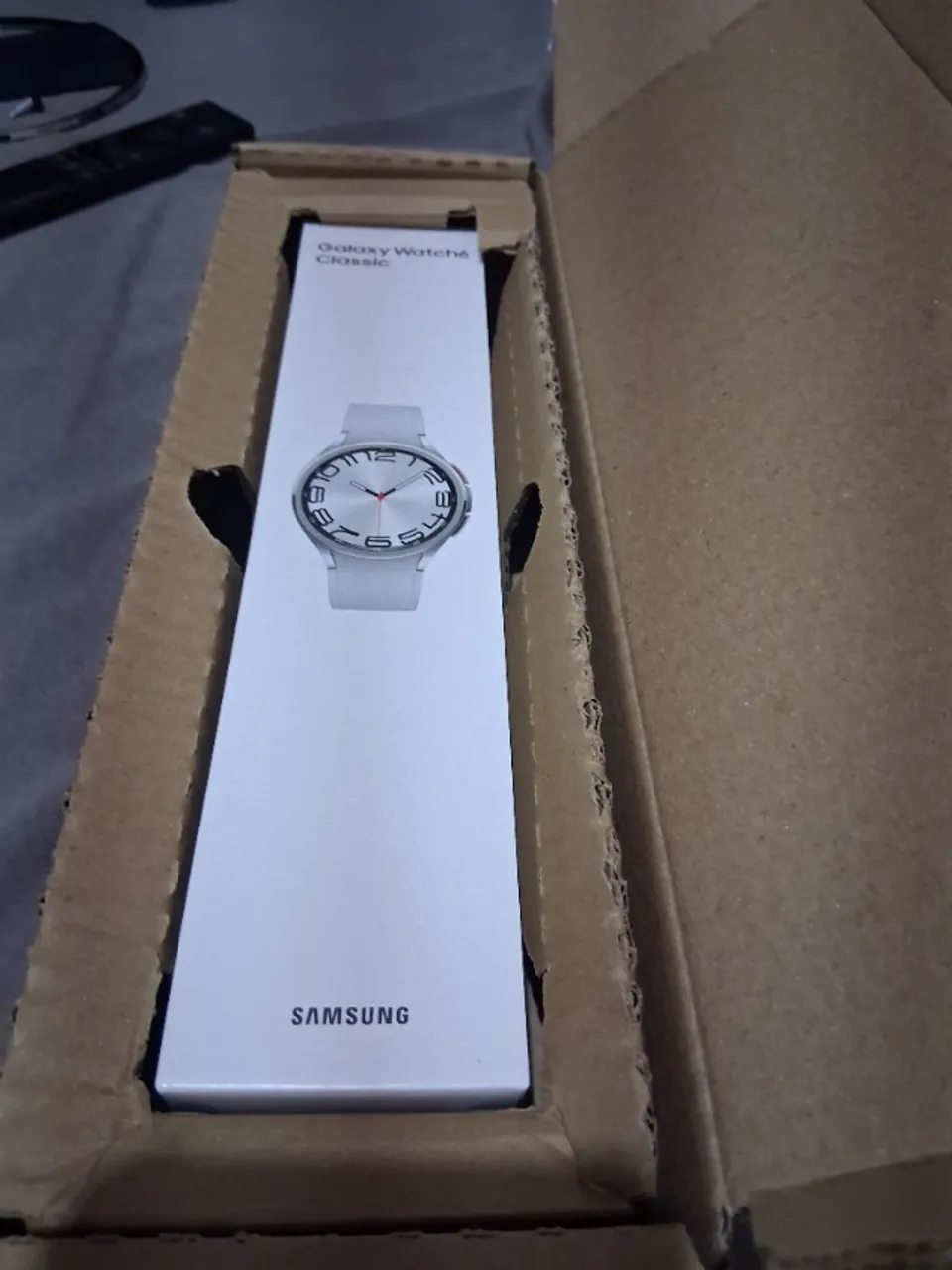 Relógio Smartwatch Samsung Galaxy Watch6 Classic LTE 47mm Tela Super AMOLED de 1.47"