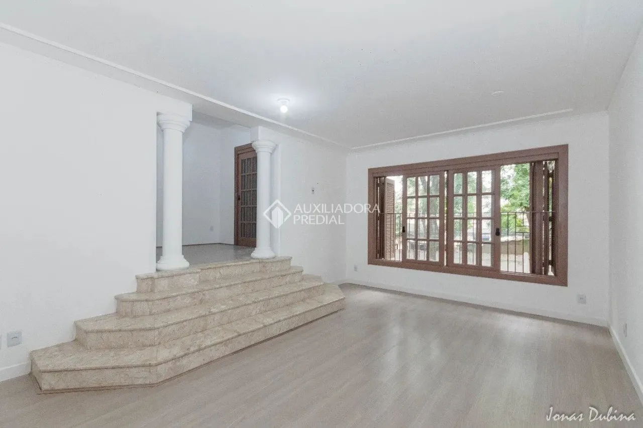 Casa 4 dormitórios menino deus porto alegre