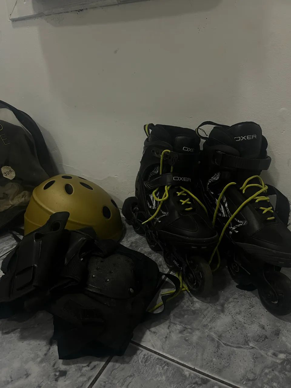 Vendo Patins TAM 39/40 e com ajustes!