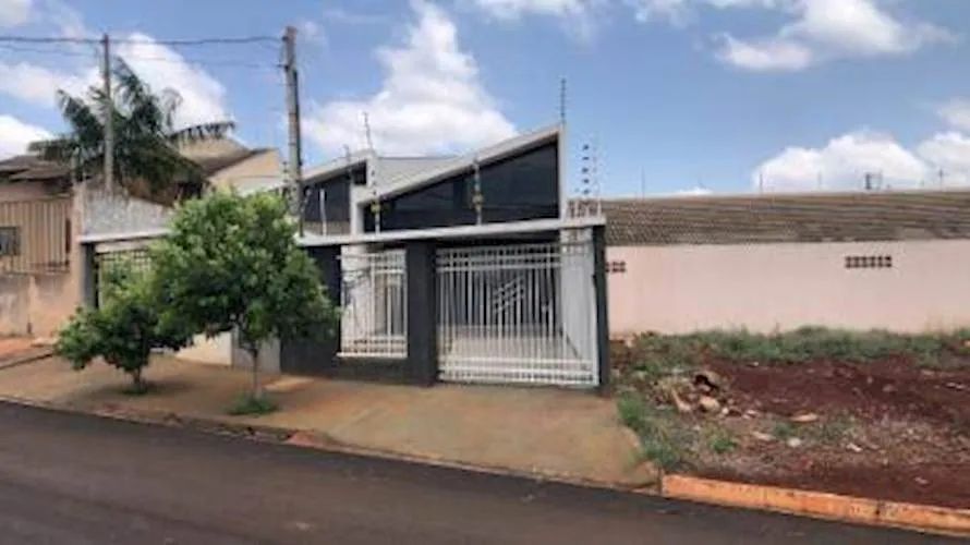 Casa no Jardim Nobre V em Rolândia/PR