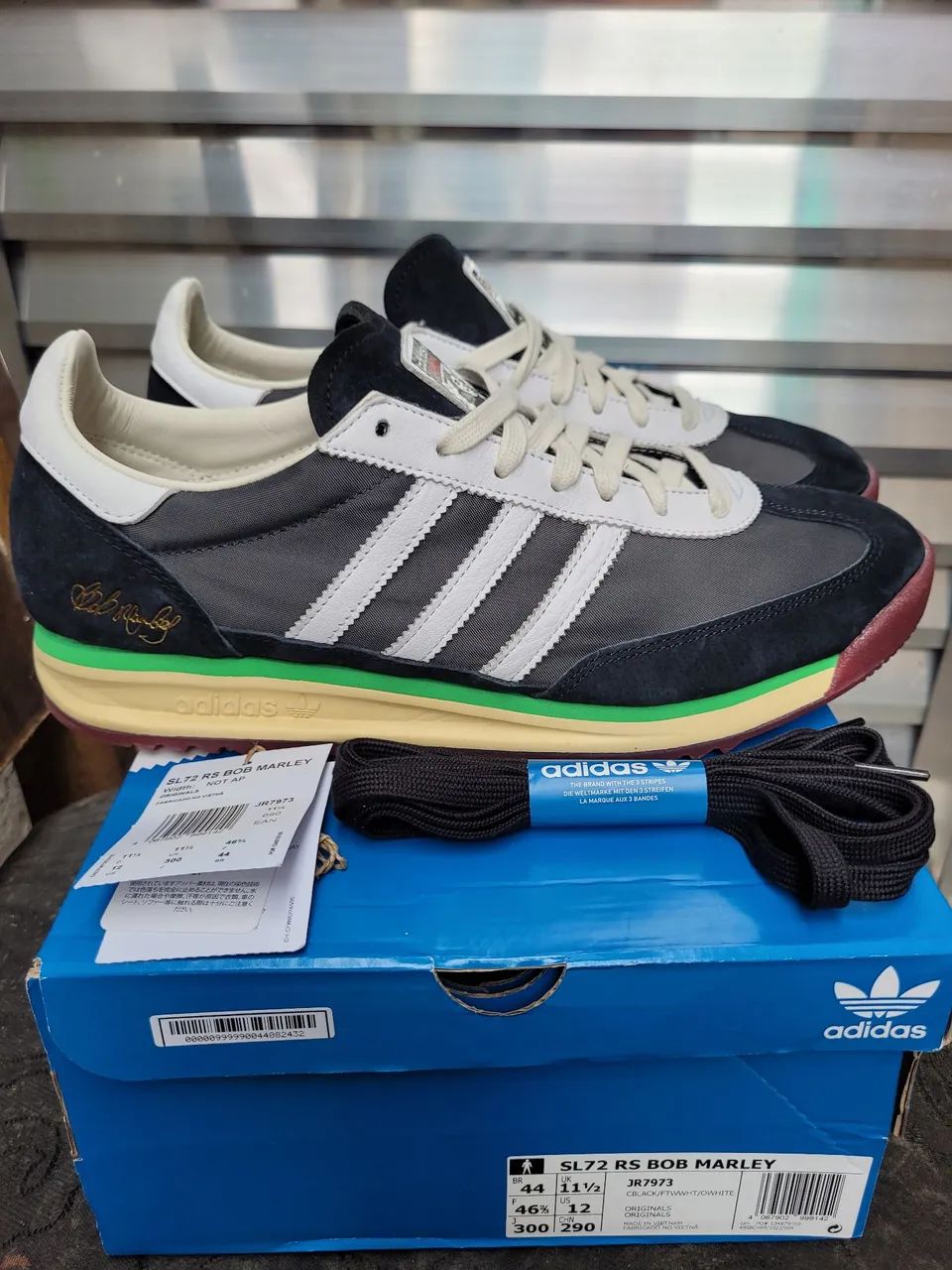 Tênis adidas SL72