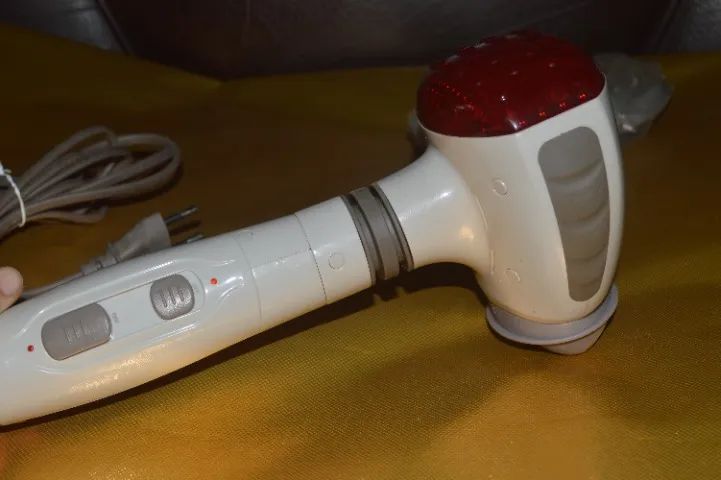 Massageador Elétrico com Infravermelho + 6 Cabeças Intercambiáveis - Foto 3