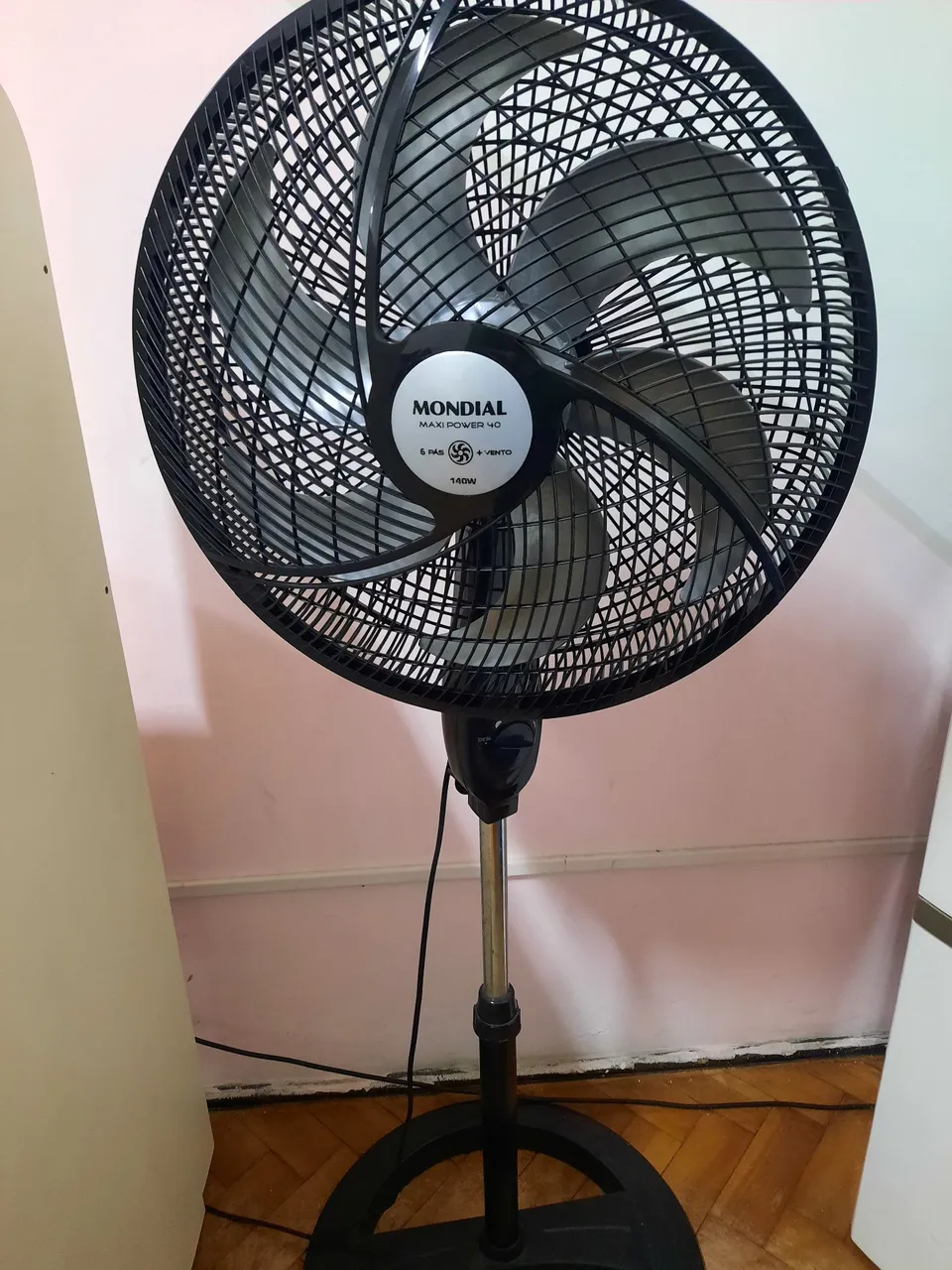 Ventilador de coluna Mondial Maxi Power 40