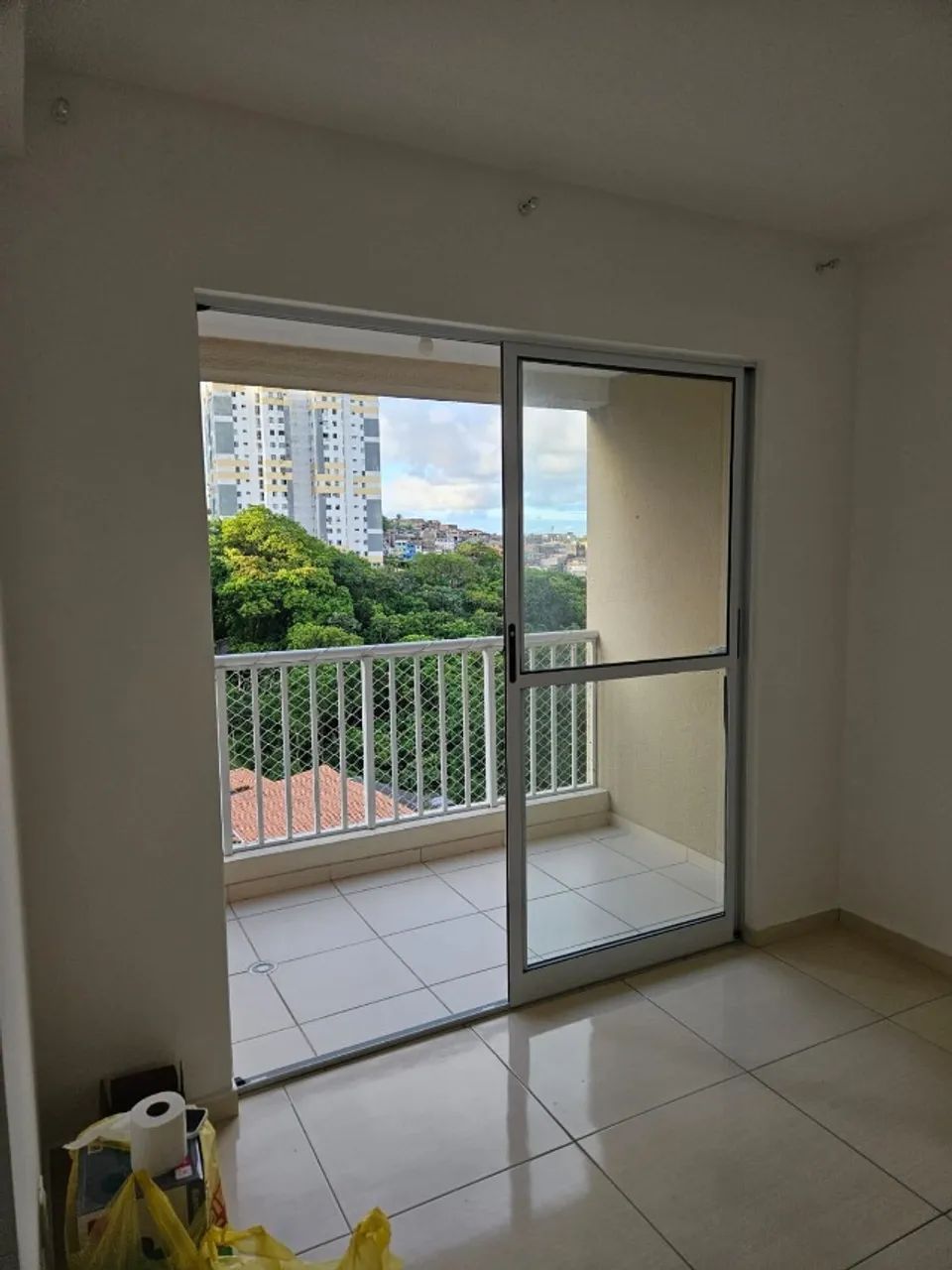 Apartamento no condomínio Residencial Allegri, 2 quartos, suite, Banheiro social, varanda  - Foto 7