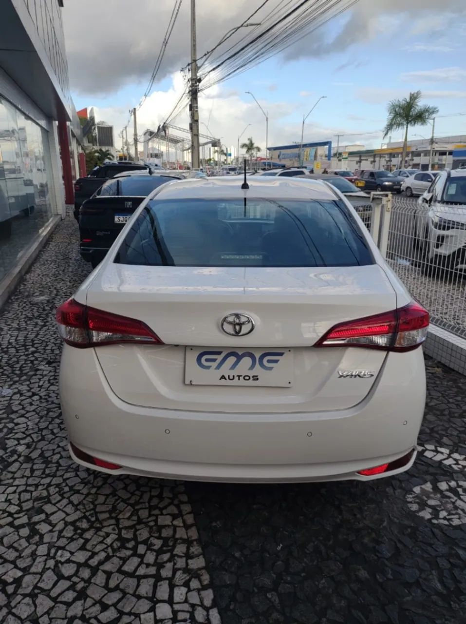 Toyota YARIS 1.5 16V FLEX SEDAN XL MULTIDRIVE - Foto 2