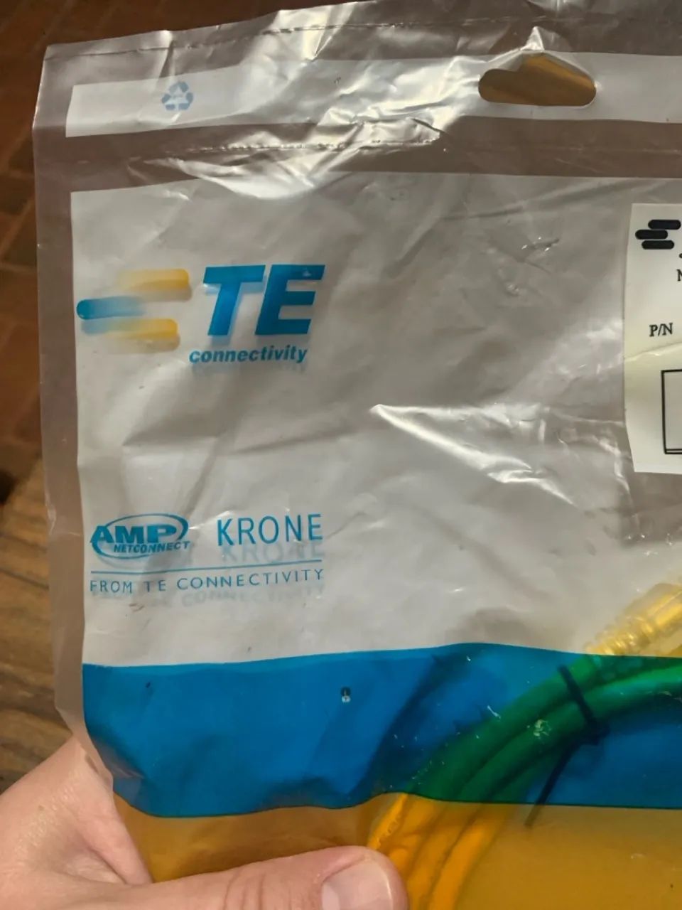 Cabo de Rede Patch Cord AMP 1,5m CAT6 Amarelo - Foto 3