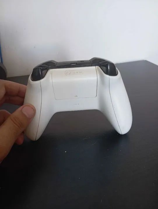 Xbox One White Original Controller64303554615554122