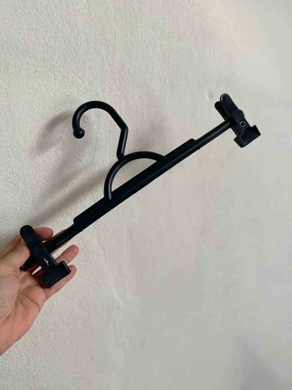 20 Cabides para Calças com Presilhas - Prático e Resistente