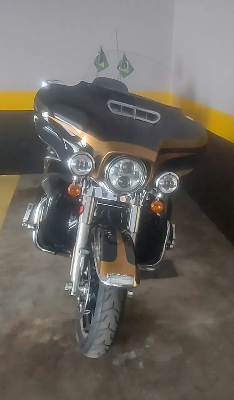 VENDO MOTO HARLEY DAVIDSON ULTRA LIMITED FLHTK 2019/19