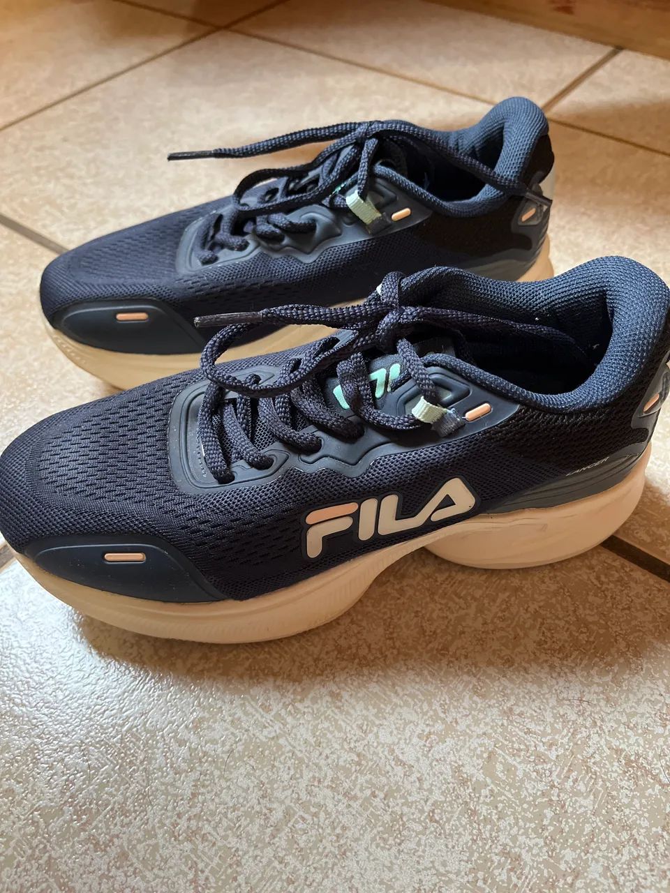 Tênis Fila Calçados Alto da Boa Vista, Ribeirão Preto